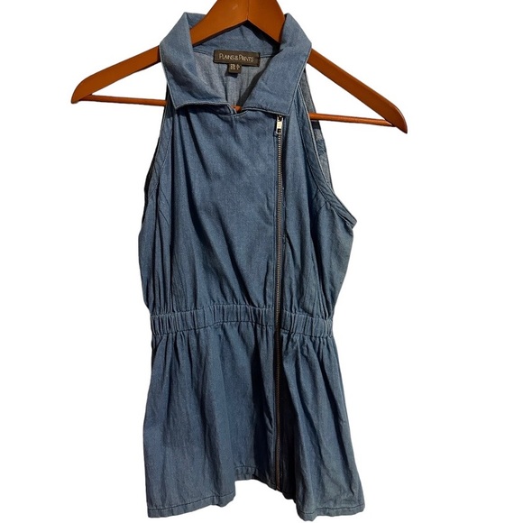 Plains and Prints Zipper Down Collar Top Size 2 - Picture 2 of 8